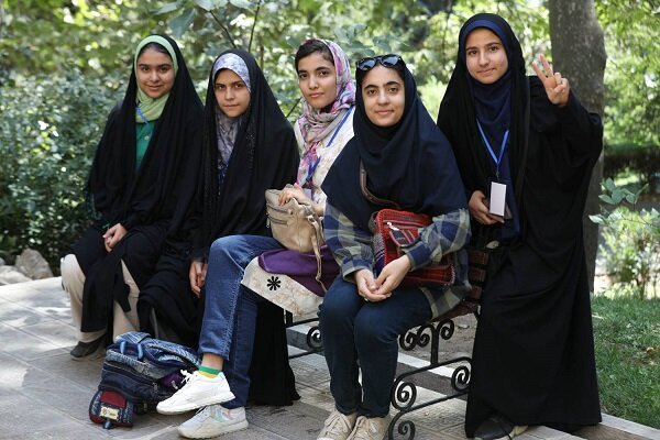 روایت دانش آموزان از هیسطوری/از فتوحات نادرشاه تا استعمارفرهنگی