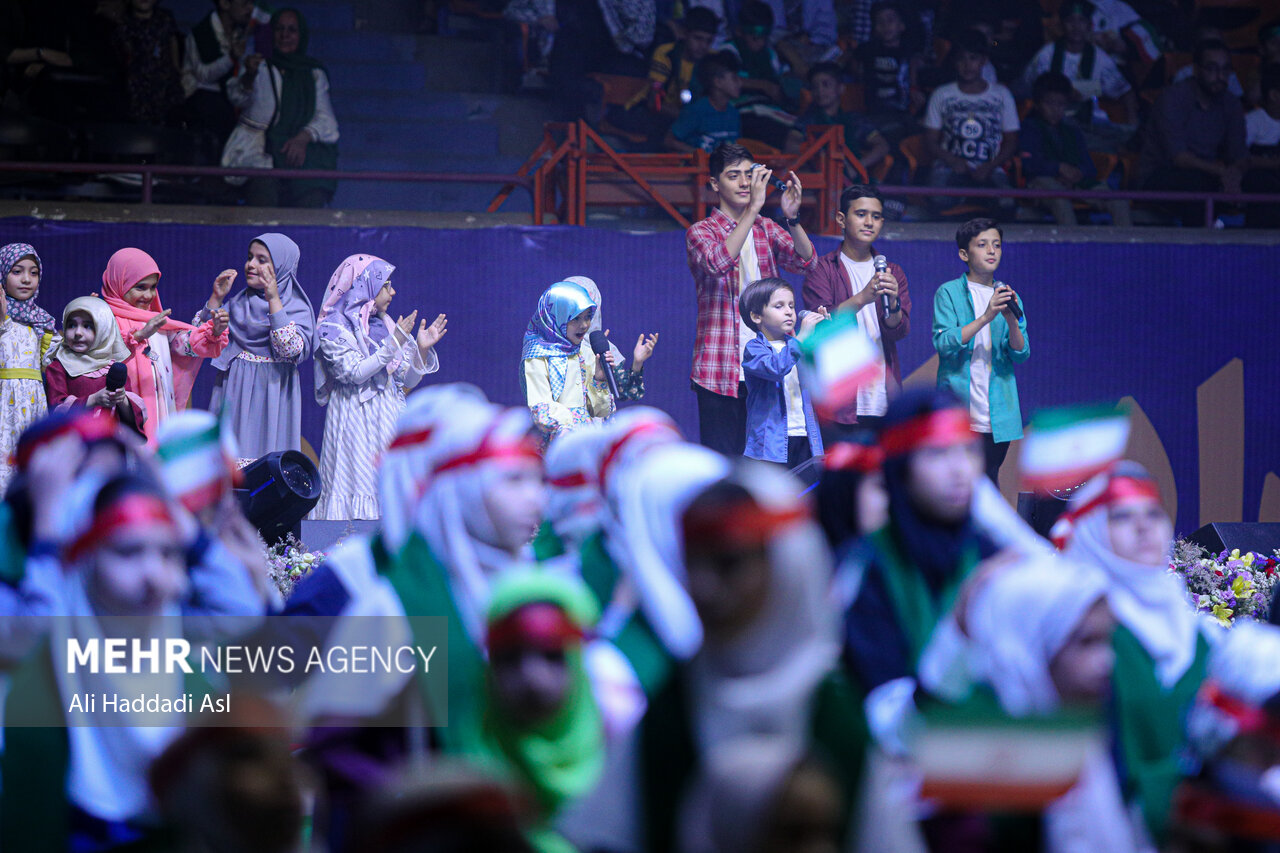 روایتگری واقعه غدیر در غرفههای مهمونی ۱۰ کیلومتری