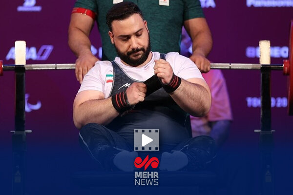 روح الله رستمی نایب‌قهرمان جهان شد