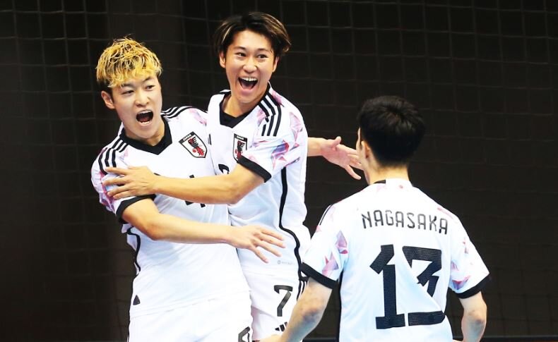 روز حساس و پایانی مرحله مقدماتی/ چشم ایران به بازی ژاپن – ویتنام