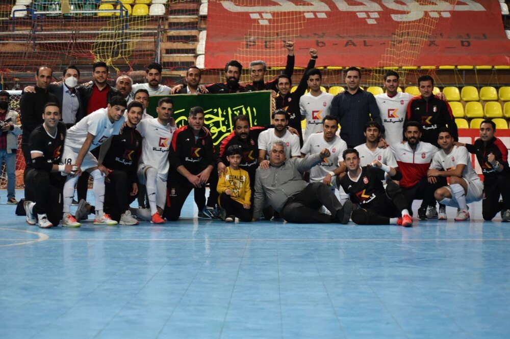 روز مهیج ورزش اصفهان / گیتی پسند می‌درخشد