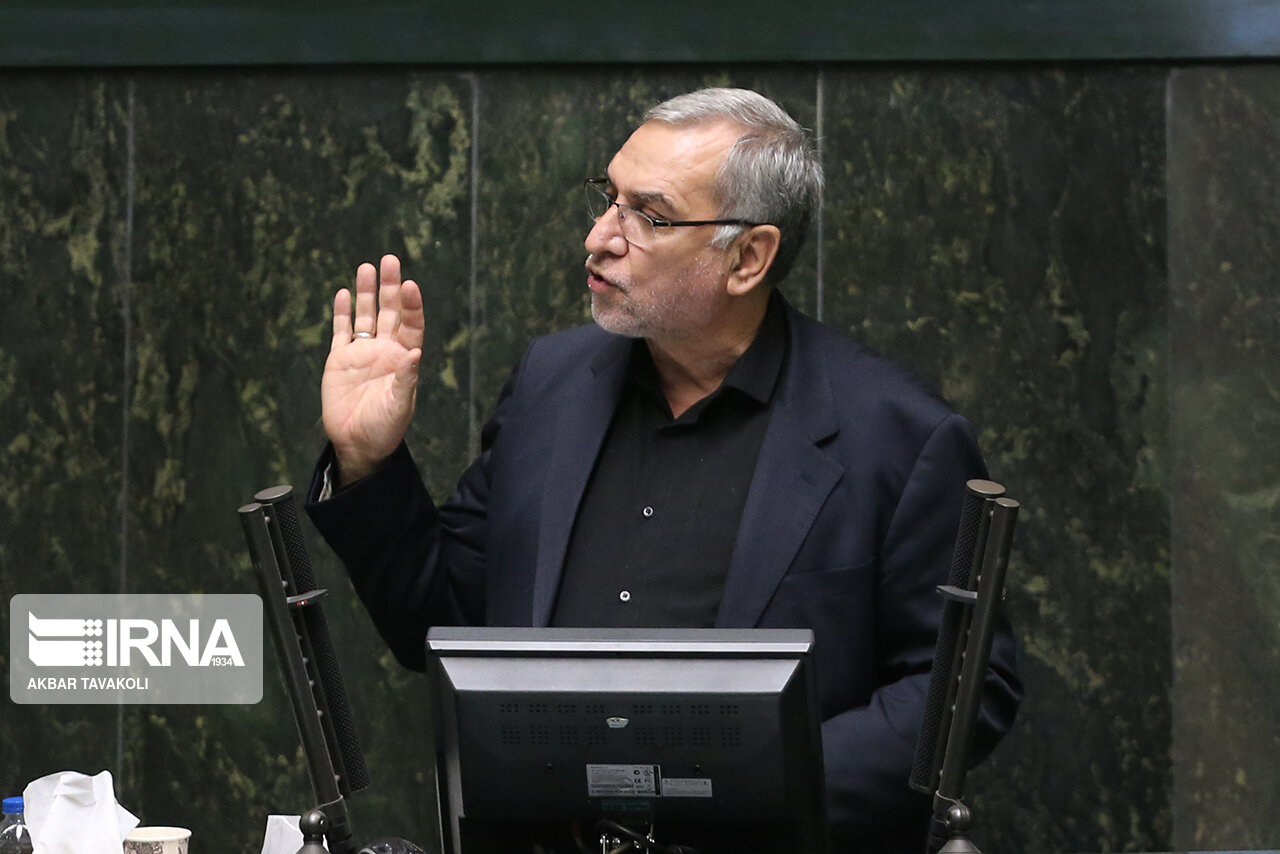 روشنگری و بصیرت افزایی از اهداف اصلی نهضت عاشورایی است