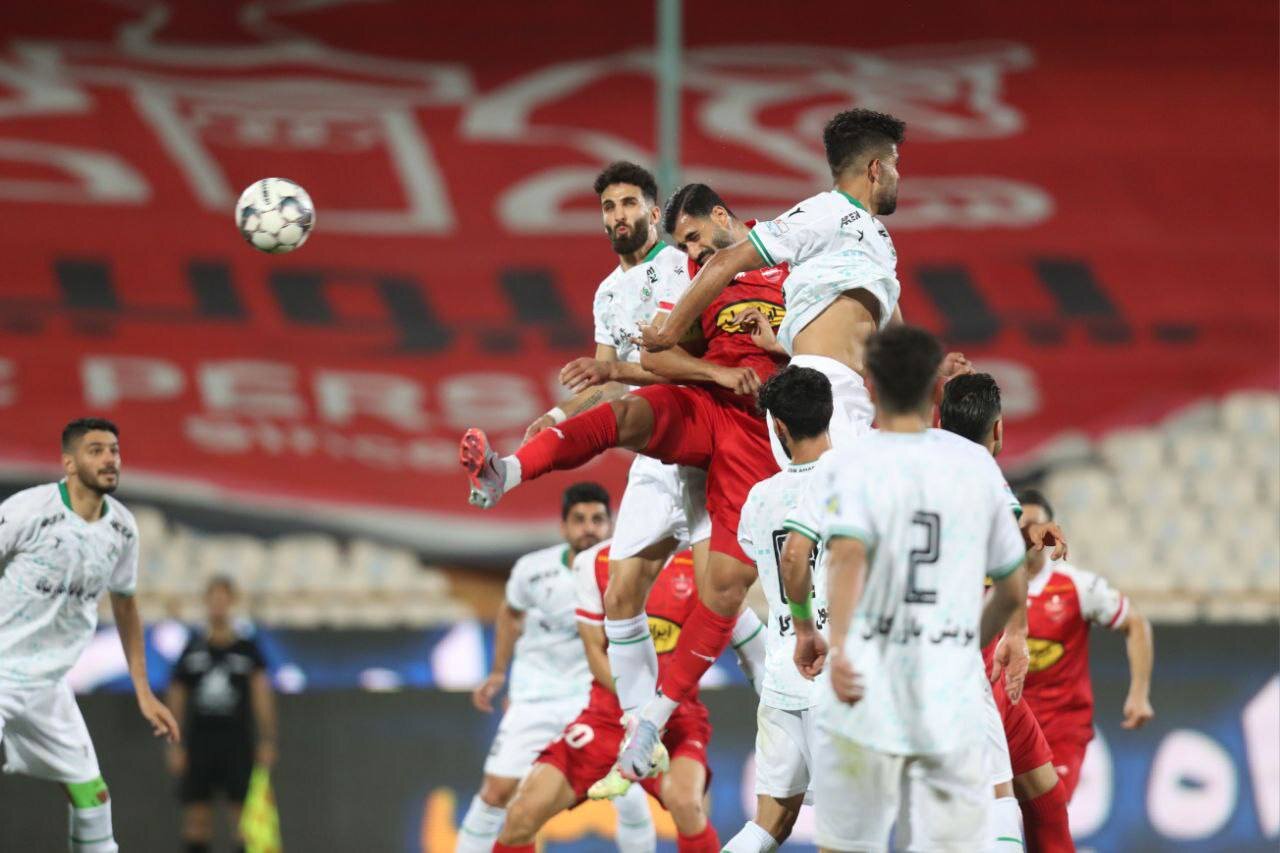 رونالدو تمرکز را از پرسپولیسی ها گرفت/ ضربه خوردن با خنجرخودی!