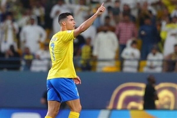 رونالدو یک تنه النصر را صدرنشین کرد