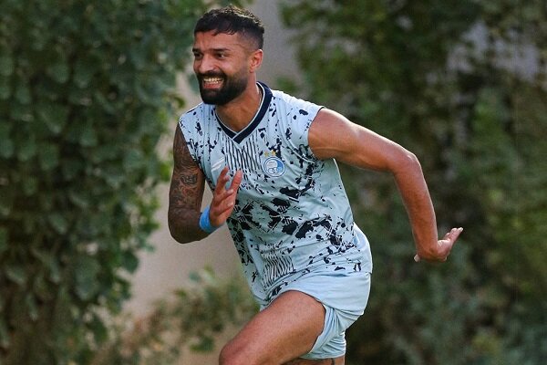 رونمایی از زوج جدید خط دفاعی استقلال در لیگ برتر