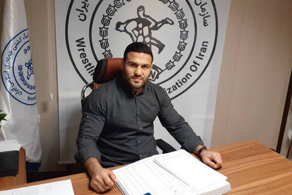 روی کسب قهرمانی در لیگ تمرکز داریم/ در حد توان قرارداد میبندیم