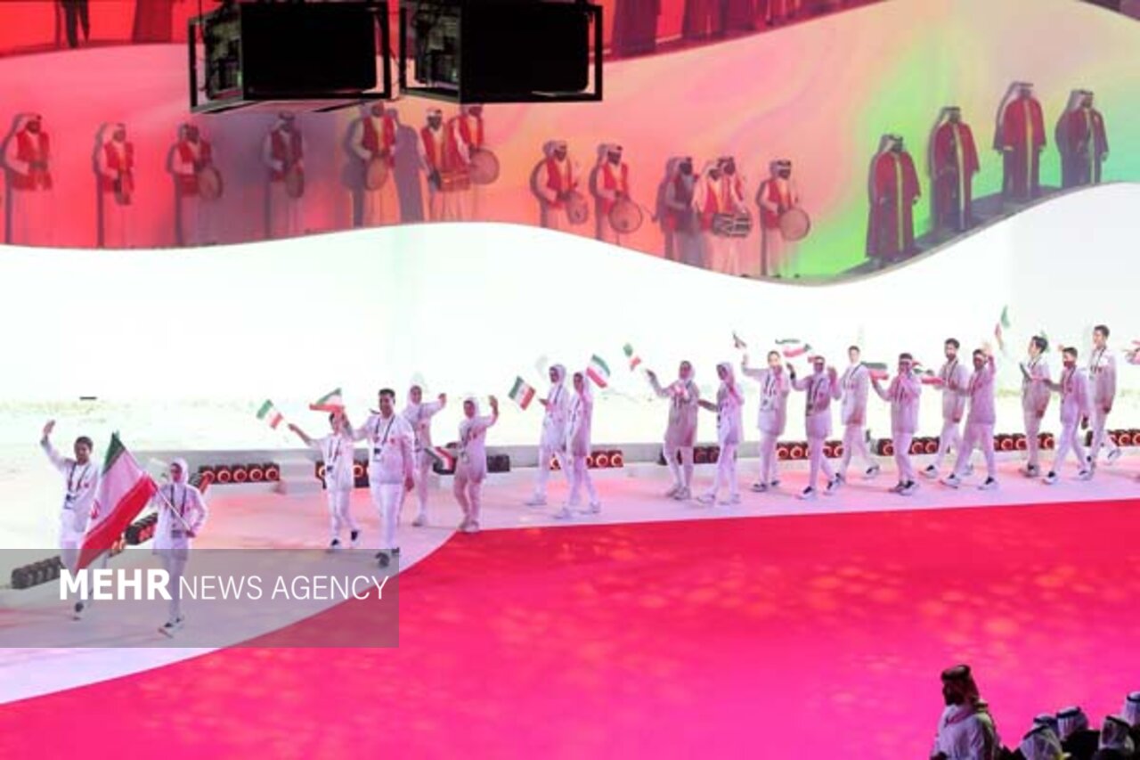رژه کاروان ورزش ایران و استقبال گرم از کاروان فلسطین + فیلم و عکس