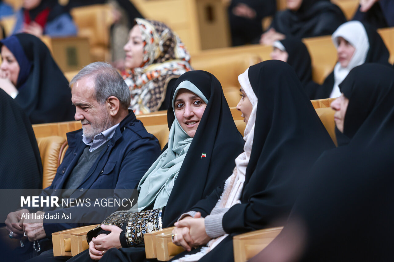 رکورد انتصابات زنان در دولت چهاردهم شکسته شد