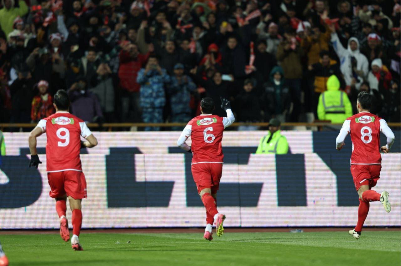 رکورد منفی برای دربی تهران؛ از ۱۲۰ هزار تماشاگر رسیدیم به ۸۶۰۰ تماشاگر