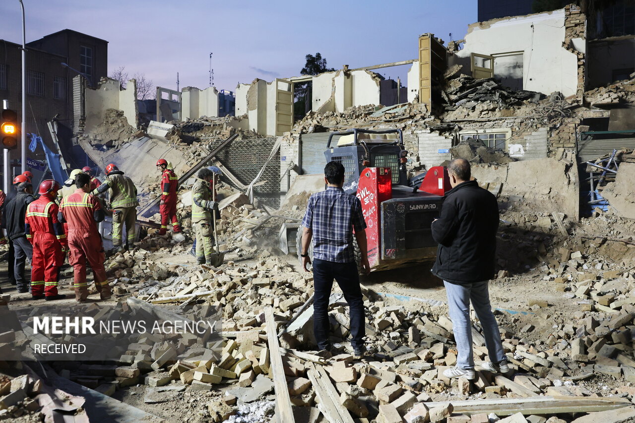 ریزش ساختمان در حال ساخت در لویزان ۳ مصدوم برجای گذاشت