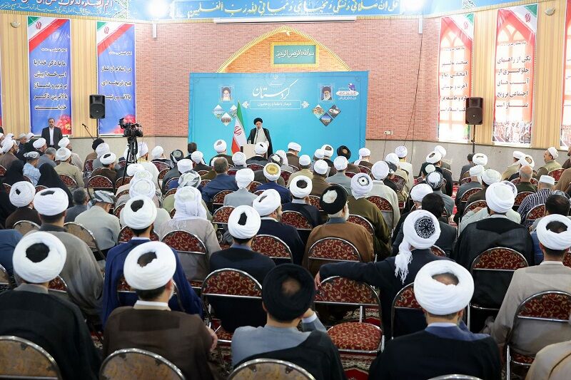 رییس جمهور: تکفیر و تفرقه دو ابزار دشمن برای فتنه گری در جهان اسلام است