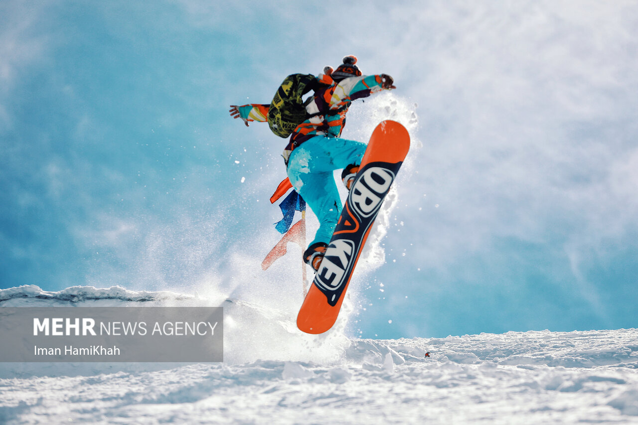 رییس فدراسیون اسکی اختیاری از خودش ندارد/ مدرس خارجی تکنیک ندارد!