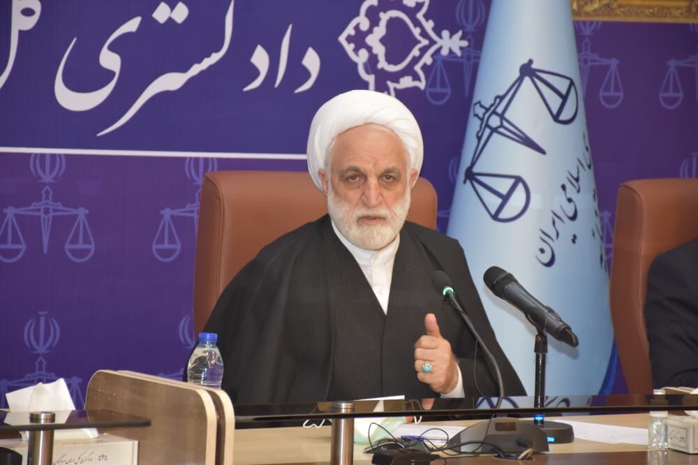 رییس قوه قضاییه:مسوولان قوای سه گانه حامی وپشتیبان فعالان اقتصادی هستند