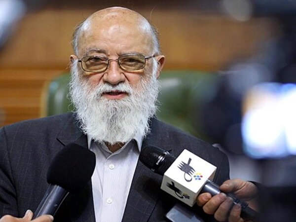 زاکانی در شهرداری تهران می‌ماند