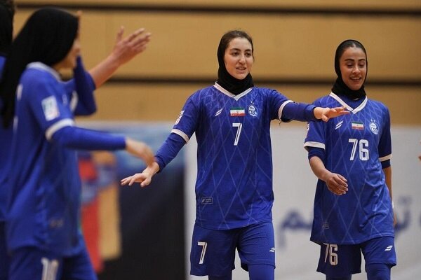 زنان استقلال صدرنشین نیم فصل لیگ برتر فوتسال شد