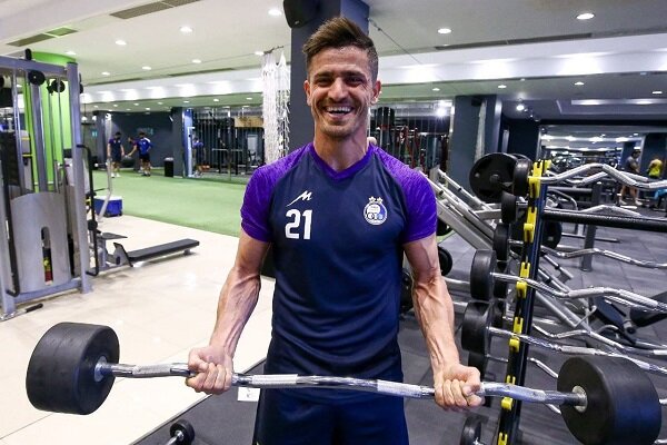 زنگ خطری که فعلا برای کاپیتان استقلال به صدا در نیامد!