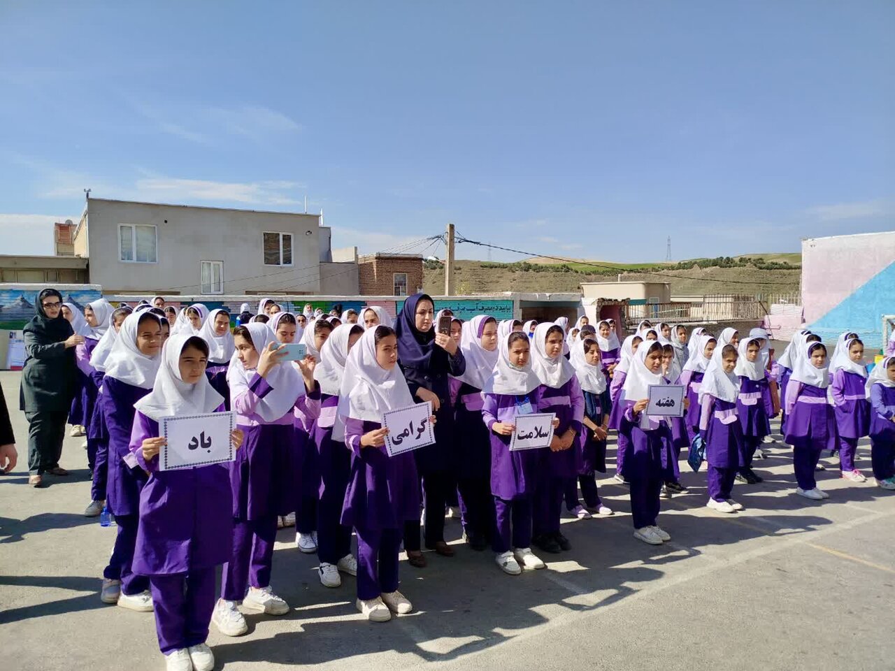 زنگ سلامت در مدارس دیواندره به صدا درآمد