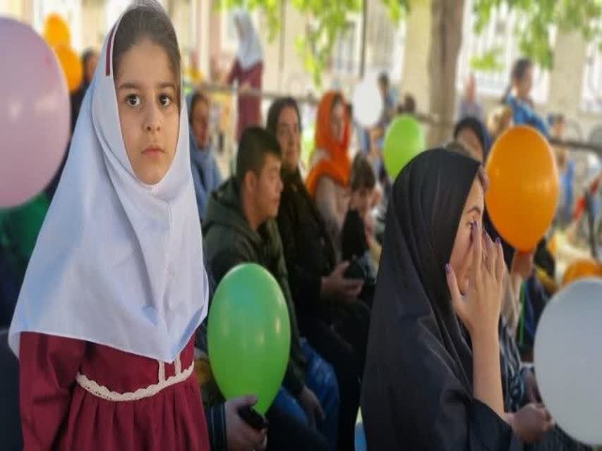 زنگ مهر، مقاومت و نماز در ۴۲ مدرسه استثنایی کردستان نواخته
شد