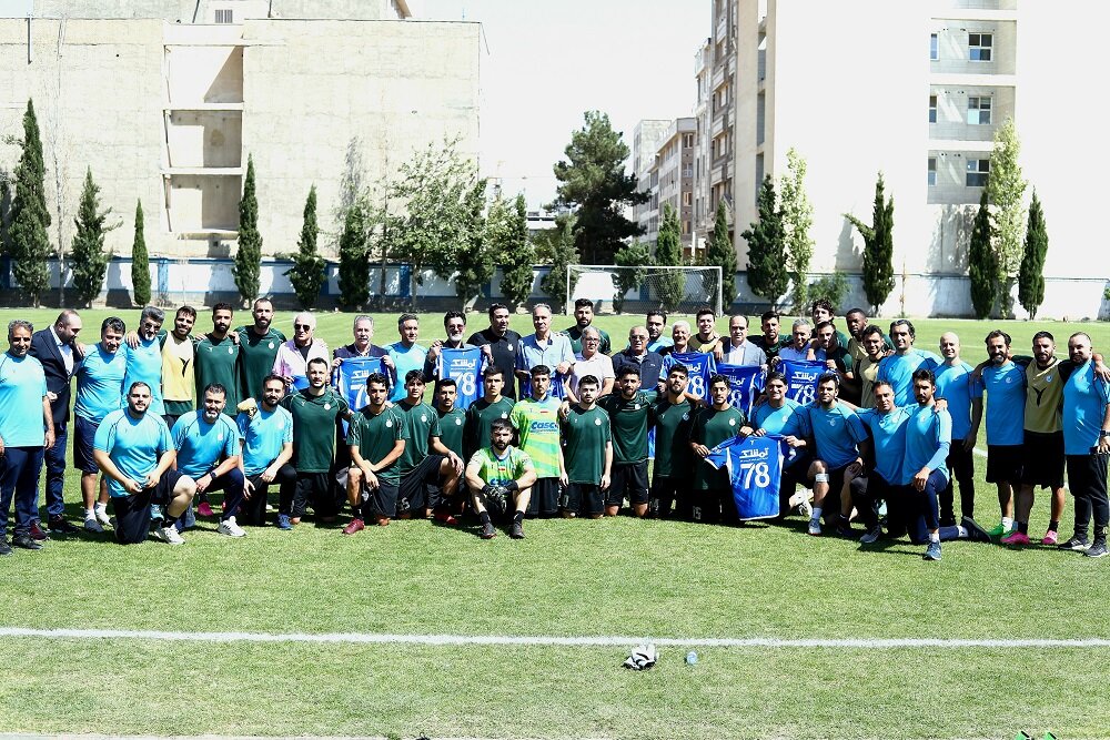 زور باشگاه به نکونام رسید/ تمرین استقلال بدون تماشاگر باپیشکسوت!