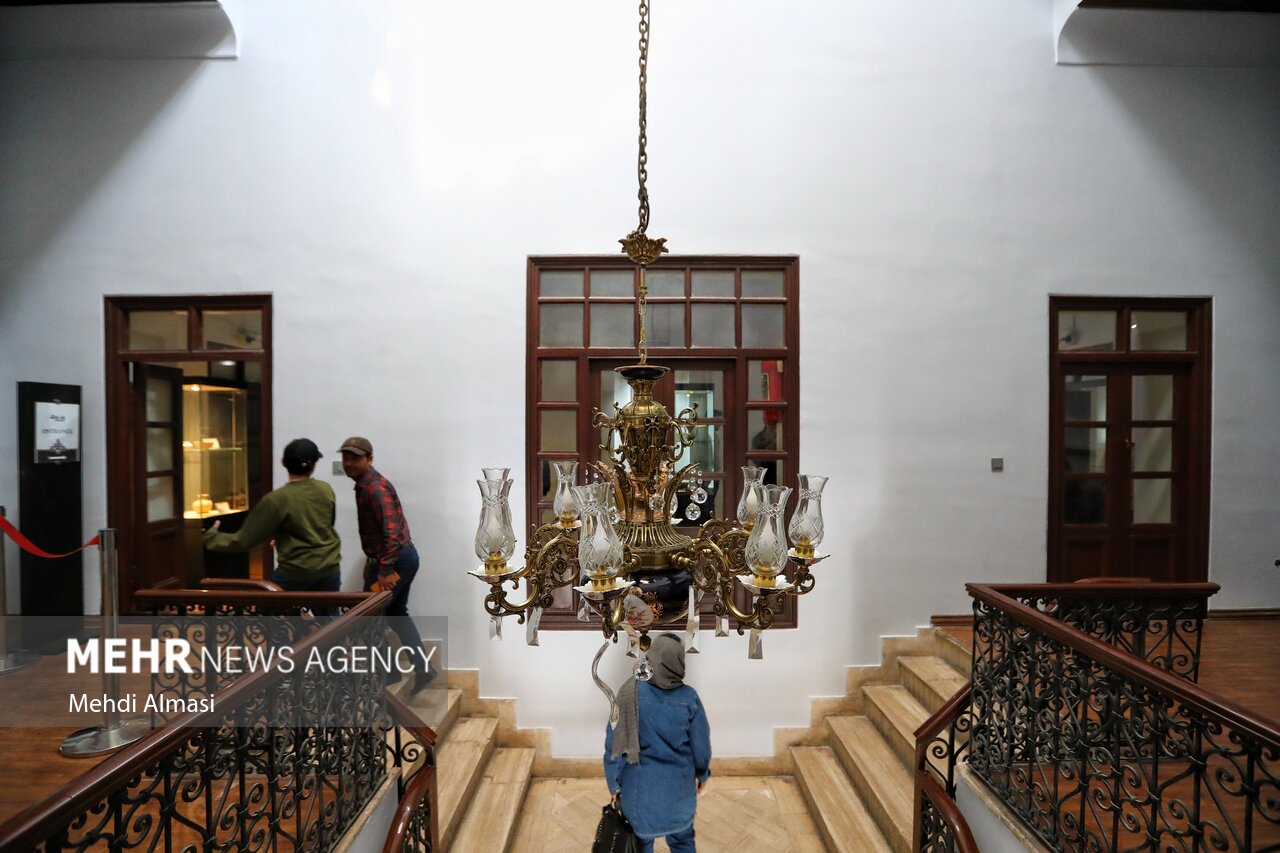 زیان افزایش نرخ بلیت موزه ها را آژانس‌داران بایدبدهند