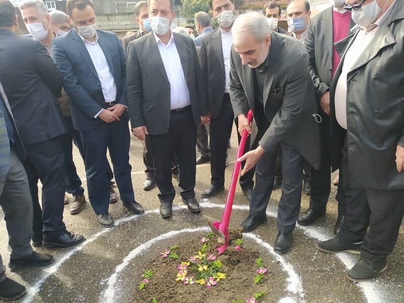 ساخت یک مدرسه با حضور وزیر آموزشوپرورش در قائمشهر آغاز شد