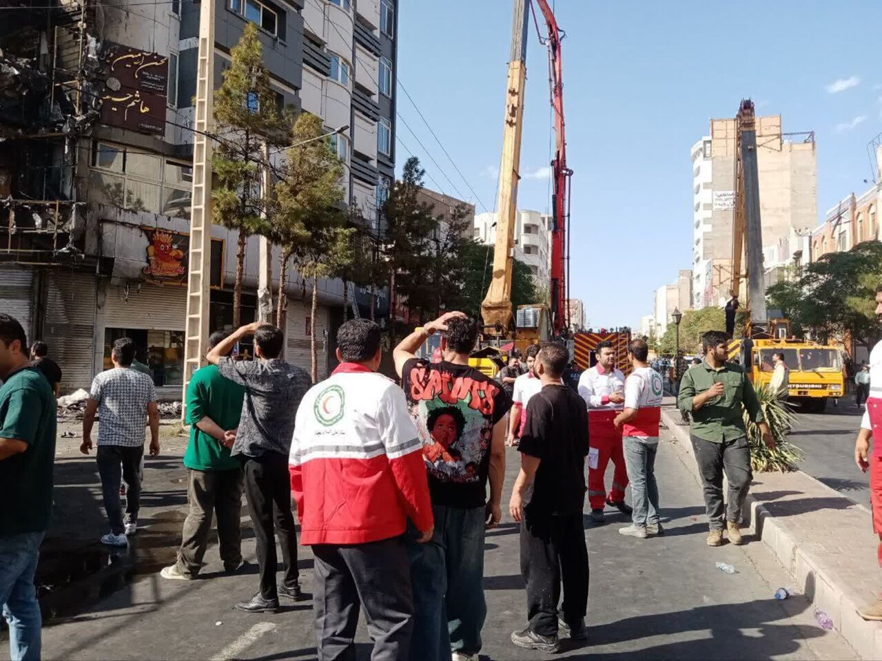 ساختمان نظام مهندسی بوکان آتش گرفت