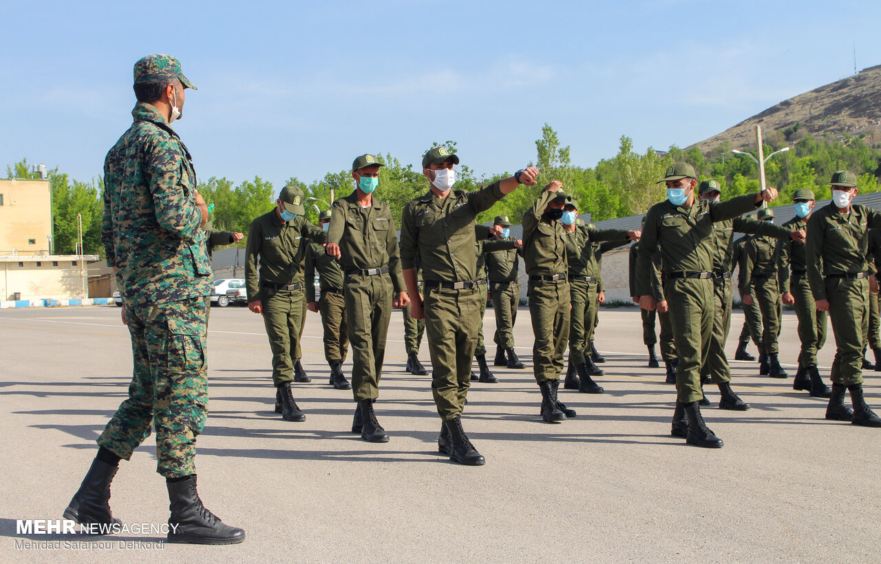 سال آینده حقوق سربازان افزایش پیدا میکند