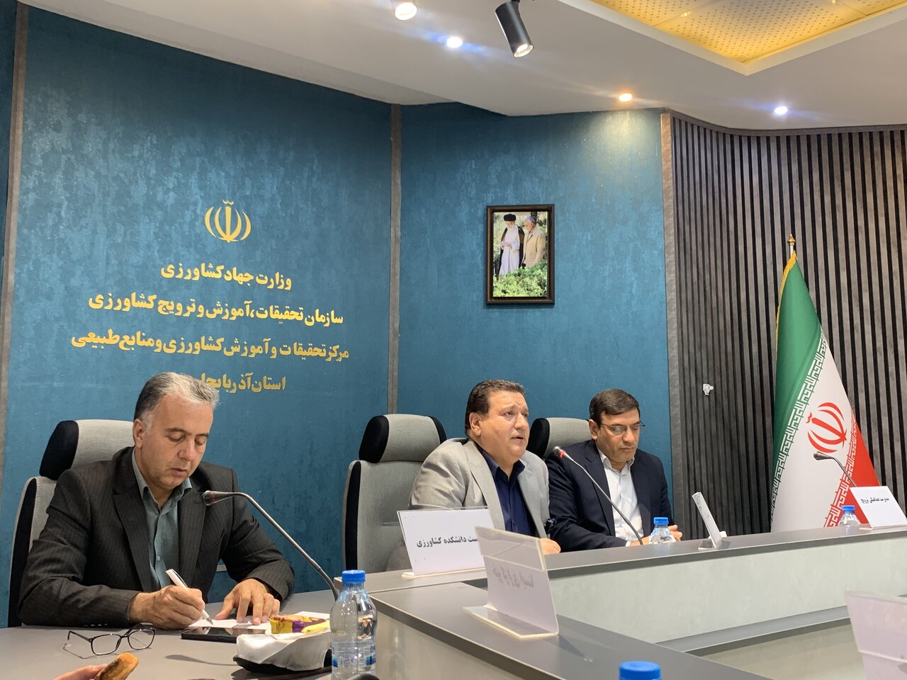 سالانه۳۰هزار تن بذر با همکاری مرکز تحقیقات آذربایجان غربی تولید می شود