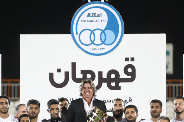 ساپینتو: گفته بودم که تاریخساز میشویم/ به بازیکنان پیغام دادم!