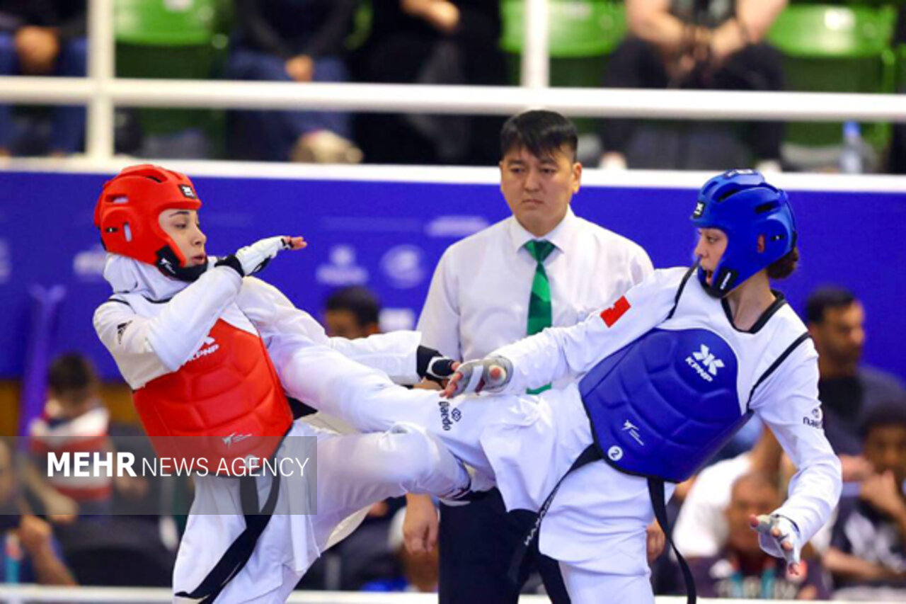 ساینا کریمی به نیمه نهایی تکواندو رسید