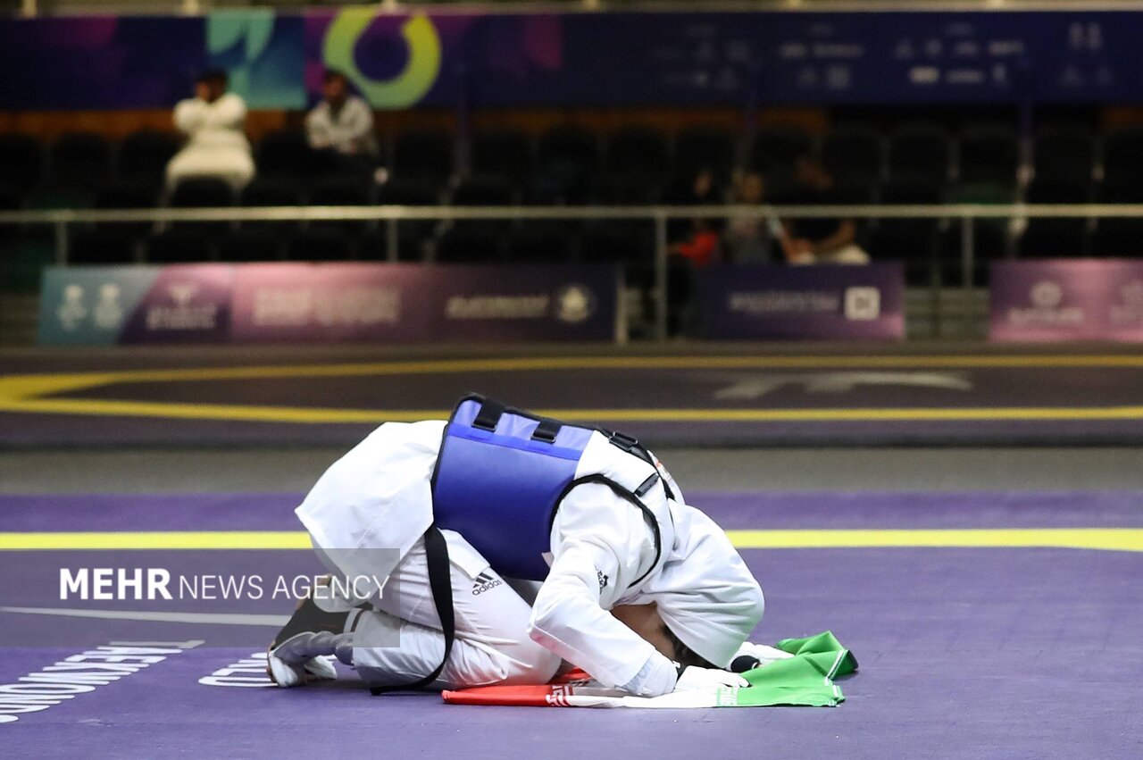 ساینا کریمی: خوشحالم با مدال طلا توانستم دل مردم ایران را شاد کنم