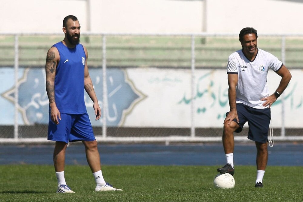 ستاره سابق آبیها در یک قدمی ترکیب اصلی