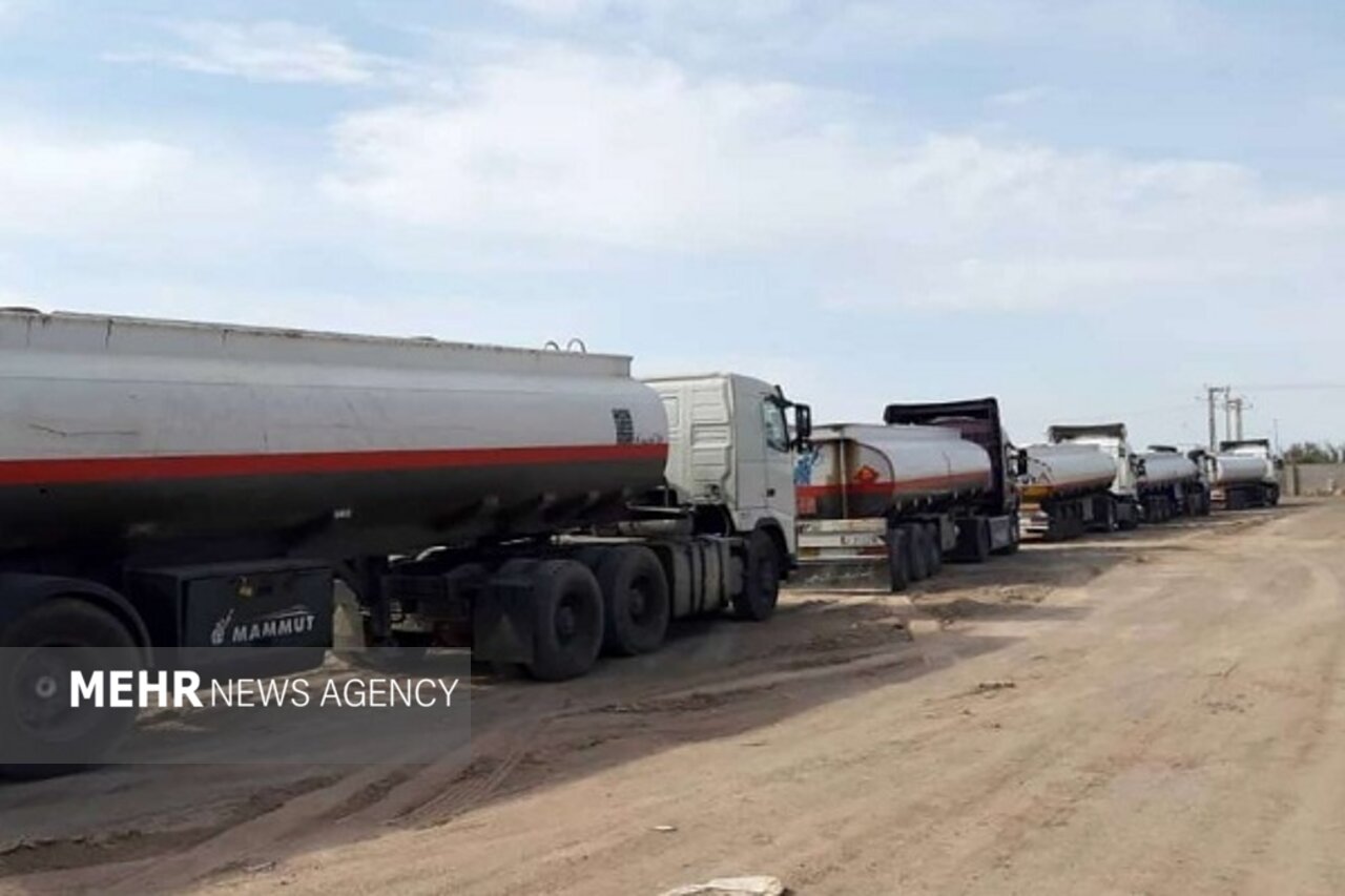 سردار دلیری: بیش از ۲۶ هزار لیتر سوخت قاچاق در هیرمند کشف شد