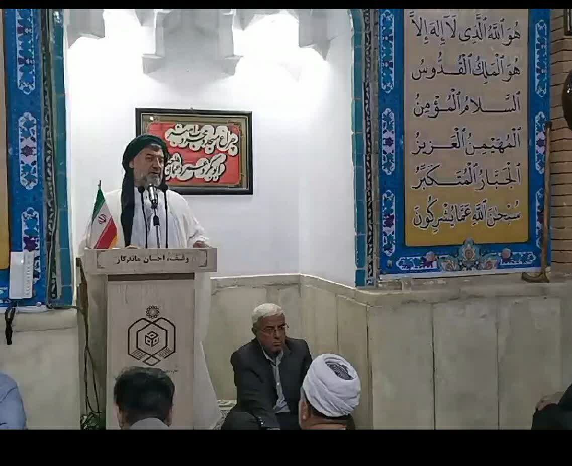 سردار سلیمانی بصیرت و مقاومت را سرلوحه خود قرار داد