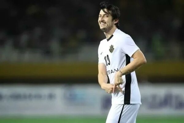 سردار گل زد، شباب الاهلی پیروز شد/ VAR مانع از دبل
آزمون