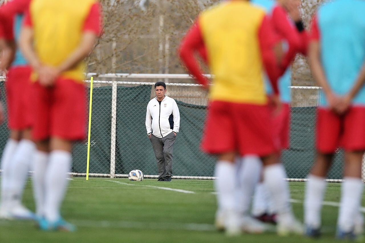 سرمربی تیم ملی فوتبال ایران در ورزشگاه آزادی