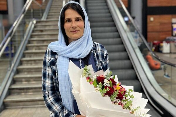 سرمربی تیم ملی هندبال بانوان وارد تهران شد