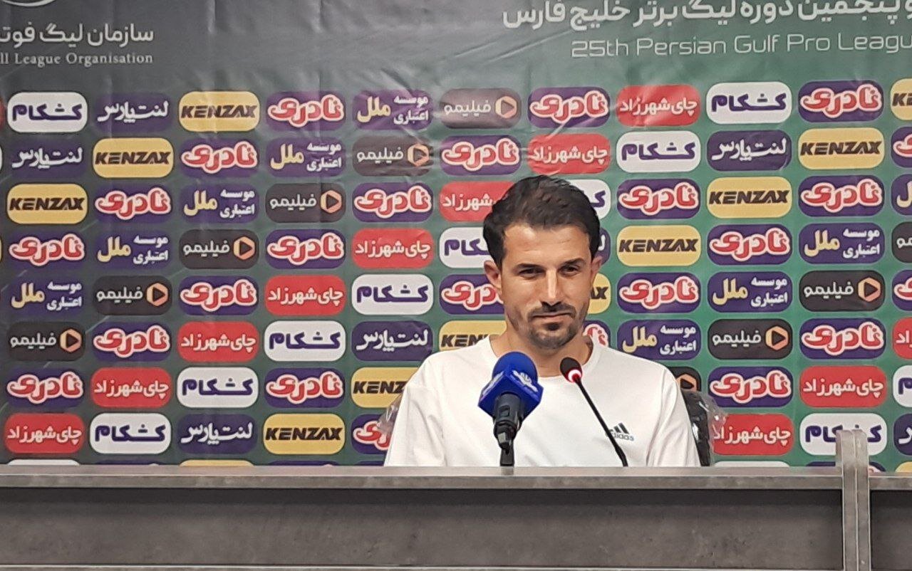 سرمربی ذوبآهن :مستحق شکست نبودیم؛ تا من هستم فلسفه همین است