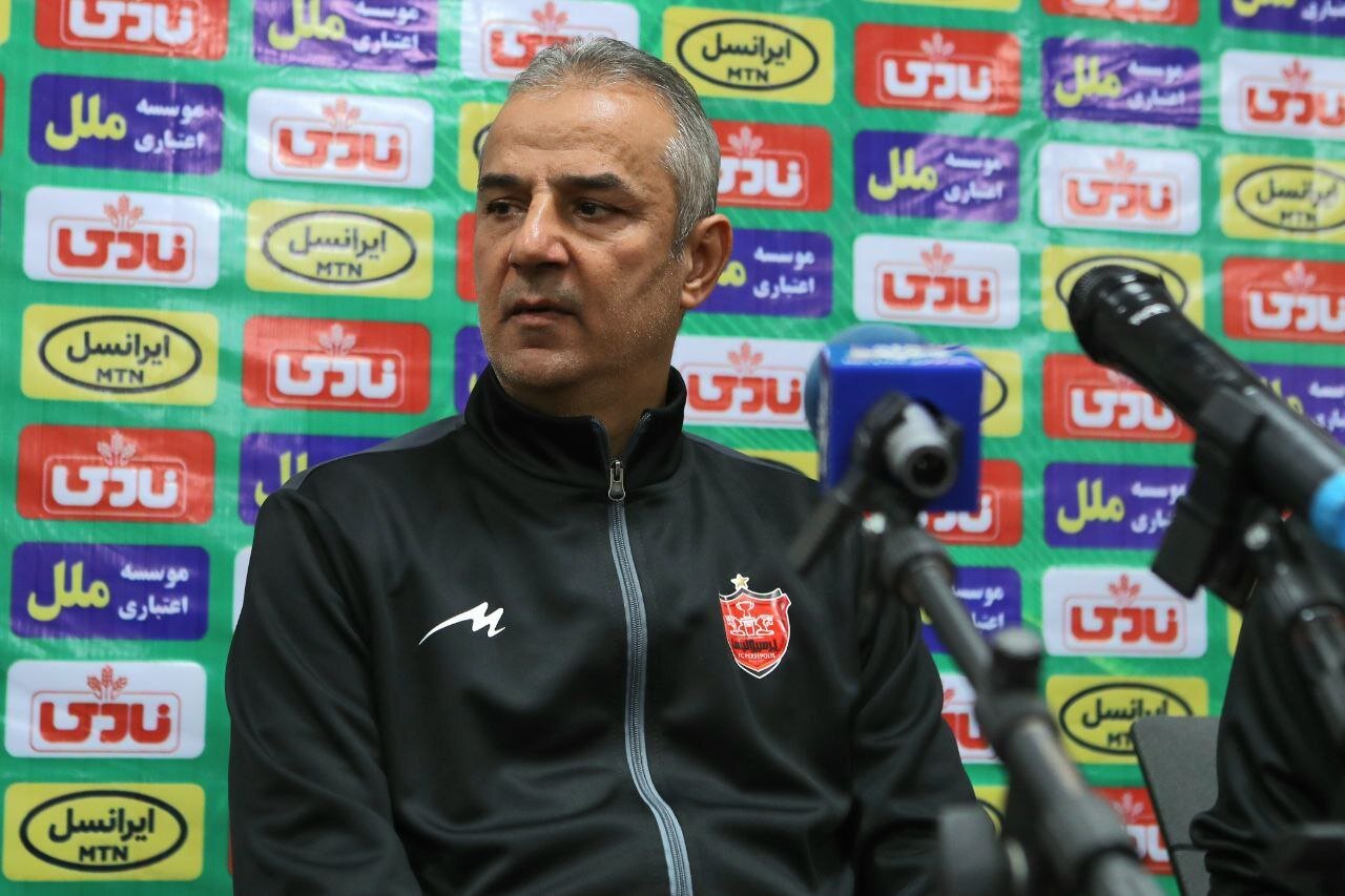 سرمربی پرسپولیس: شمس آذر شایسته پیروزی بود