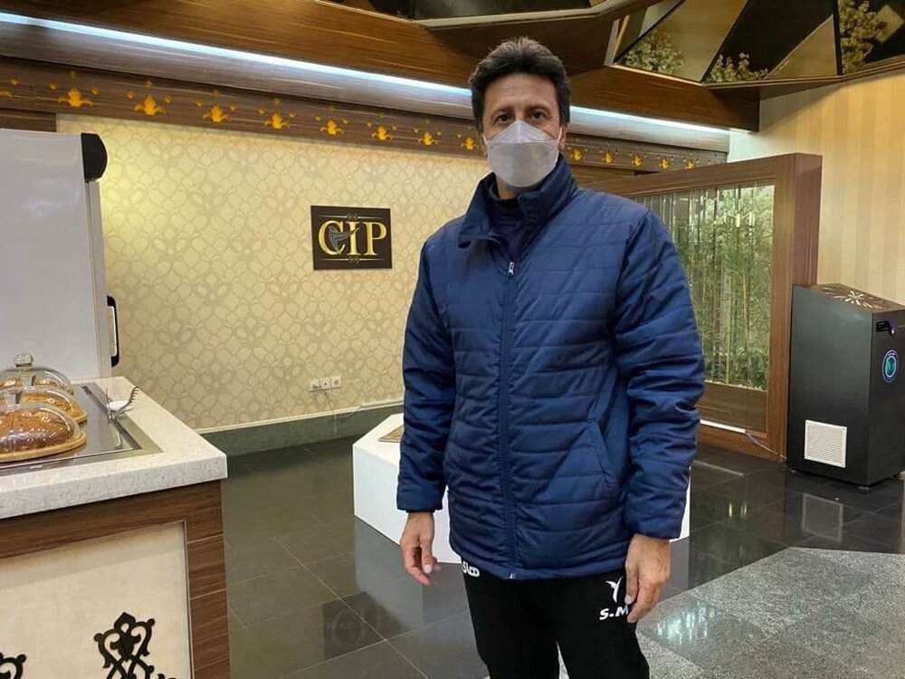 سرمربی پیشین استقلال هدایت تیم جوانان ایران را بر عهده می گیرد