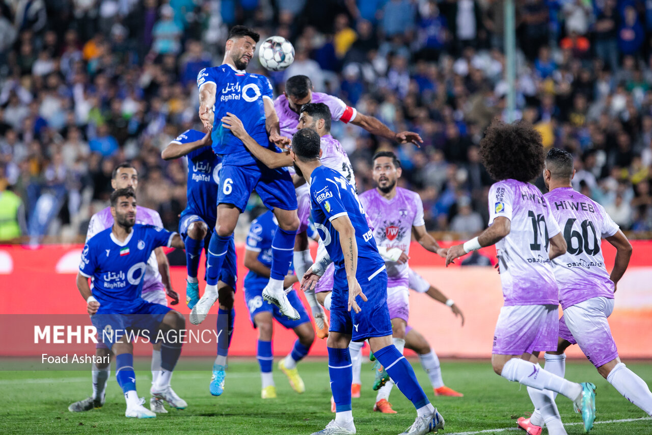 سرپرست پرسپولیس مراقب صحبت کردنش باشد/ استقلال باید هوشیارباشد