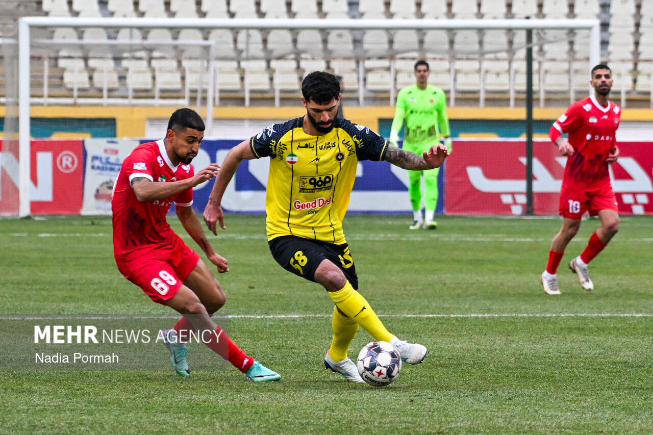سطح فنی بازیکنان داخلی نگران‌کننده است/ پرسپولیس تاکتیک خاصی ندارد!