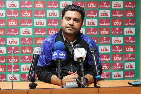 سعید اخباری: دلم سوخت/ تا قبل از اخراج بازیکن ما همه چیز مساوی بود