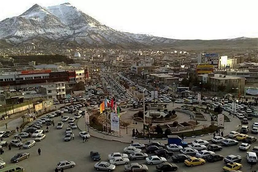سفری به دنیای رویا در بانه/استقبال گردشگران نوروزی از مراکزتجاری