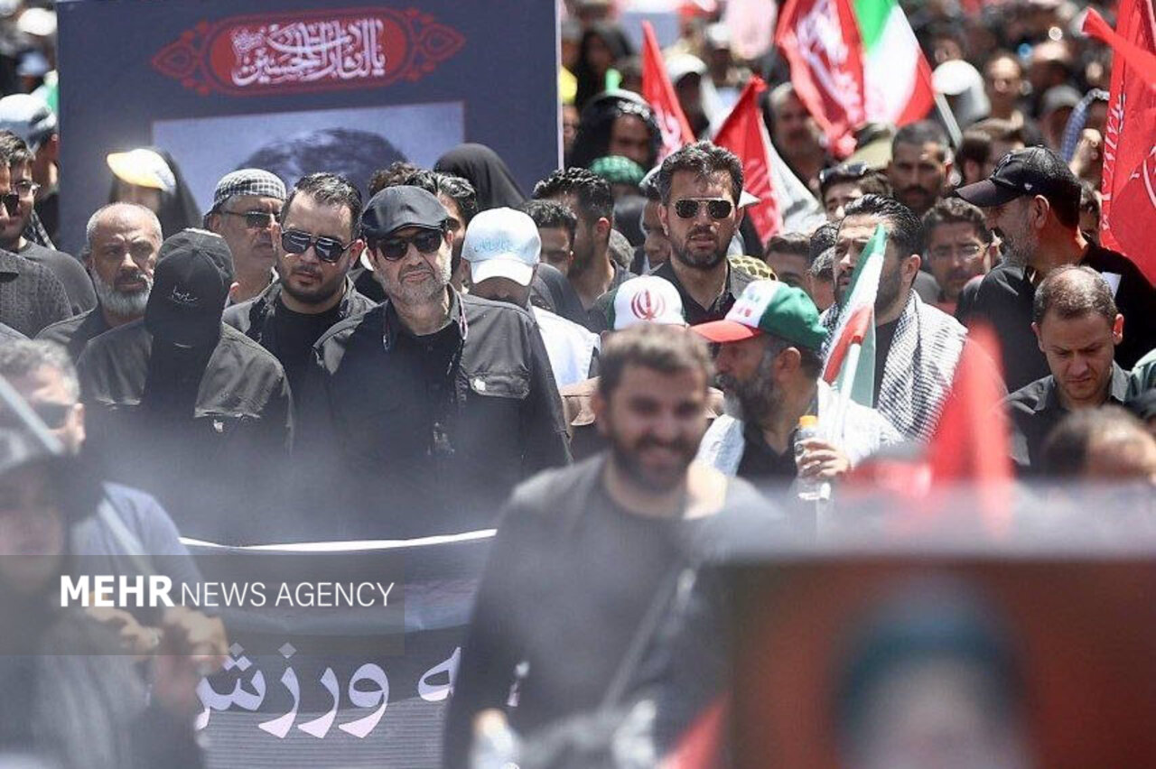 سلام دوباره جامعه ورزش به رهبر انقلاب در روز وداع با «امام شهید»