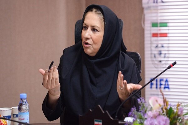 سلیمانی با هیچ بازیکنی موضع گیری ندارد/انتقاد سازنده را
میپذیریم