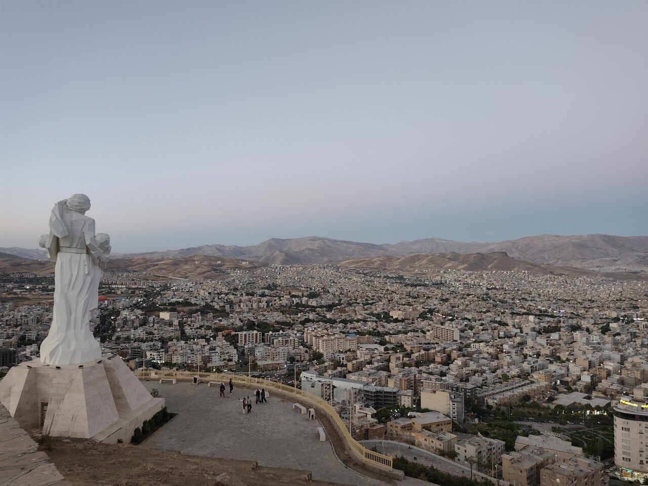 سنندج چهارمین مرکز سرد کشور، یخبندان شبانه تا پایان هفته ادامه دارد