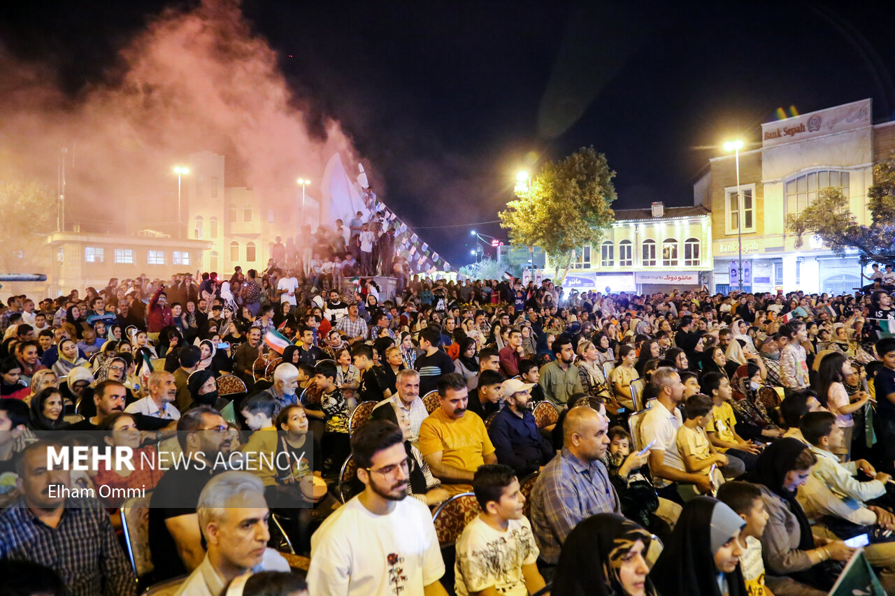 سنگ تمام کردستانی‌ها/امروز همه میهمان جشن پیامبر رحمت
هستند