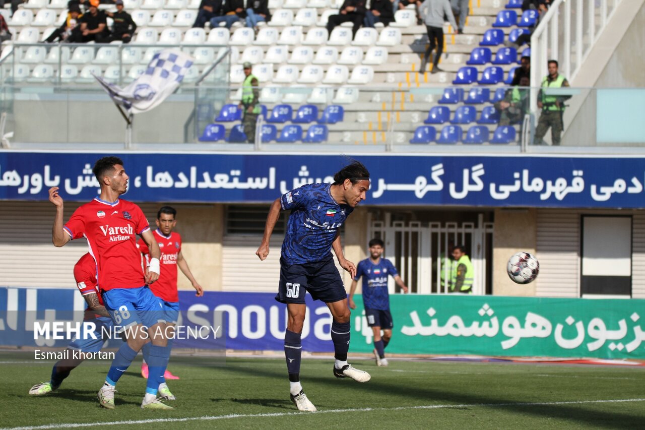 سه امتیاز برای حفظ تار و پود نساجی/ تراکتور بازهم شکست خورد