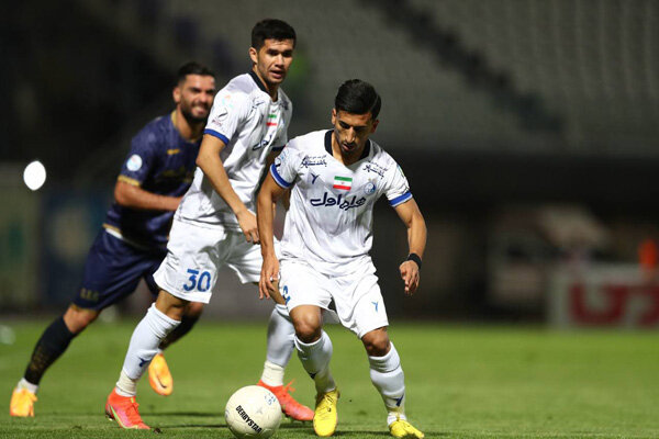 سه بازیکن استقلال در آستانه محرومیت از دیدار با ذوب آهن